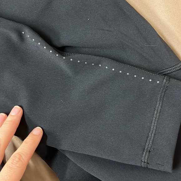 NWOT Lululemon All The Right Places - Picture 9 of 11